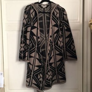Great tribal patterned hooded cardigan